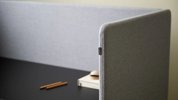 Bild 8 Bordsskärm Ease för skrivbord