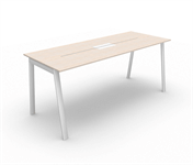 Piece högt 210x125 mc med kabellucka Med kabellucka